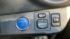 Toyota Yaris 1.5 Hybrid Y20 5dr CVT [Bi-tone] Hybrid Hatchback